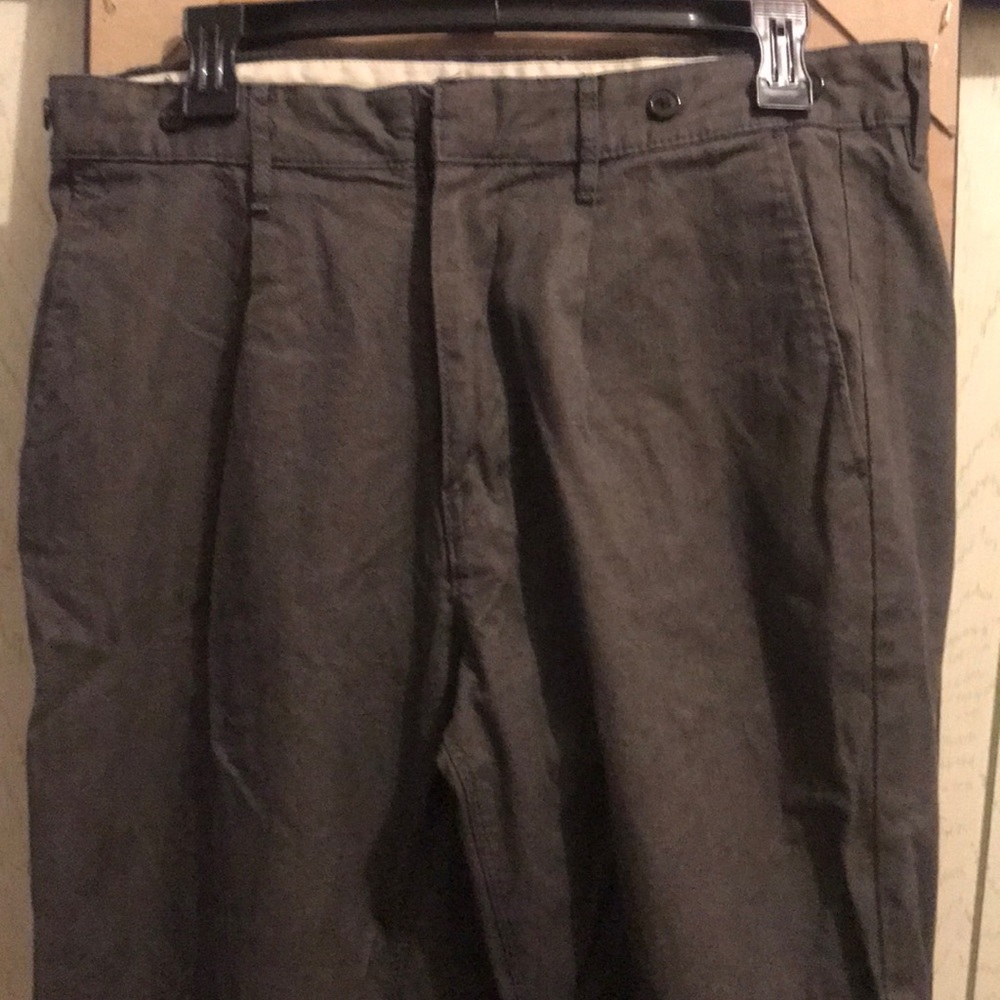 H&M tapered pleated pants